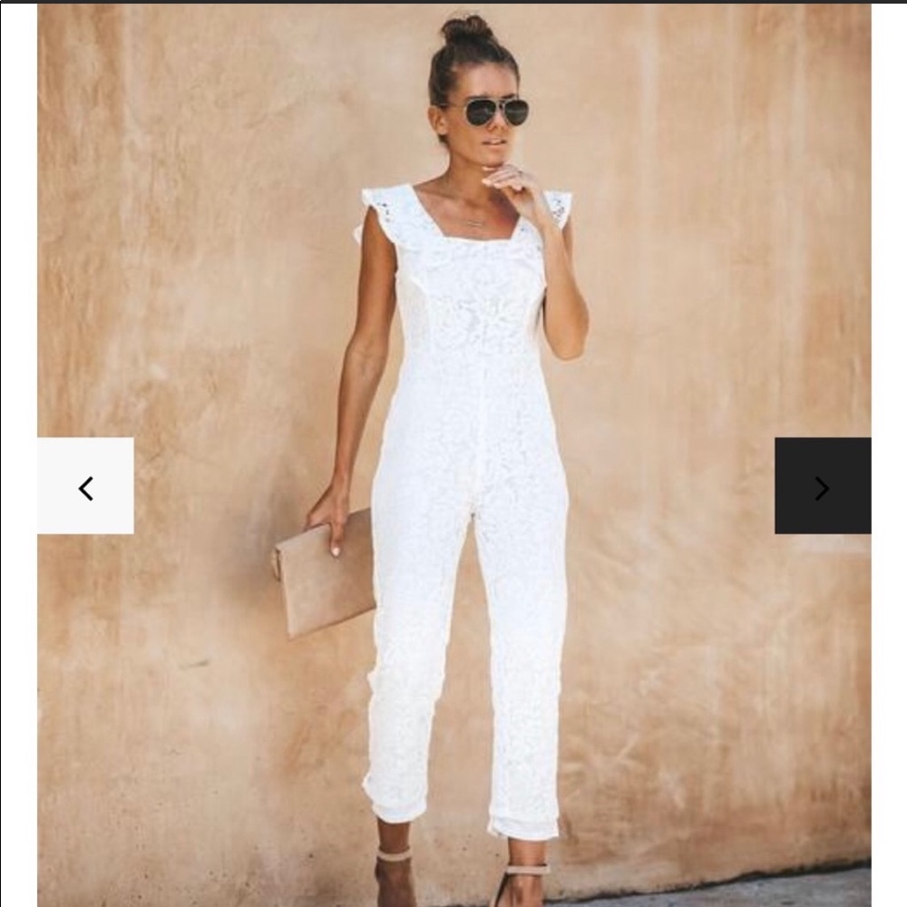Vici MEDIUM white lace romper